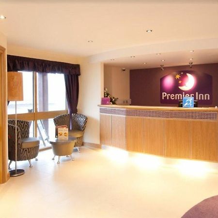 Premier Inn Rugeley Exteriör bild