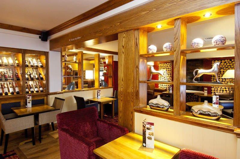 Premier Inn Rugeley Exteriör bild