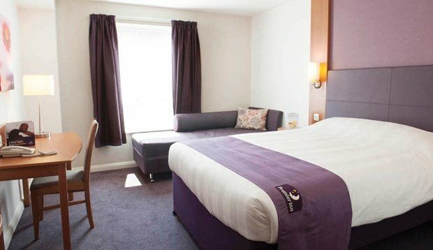 Premier Inn Rugeley Exteriör bild